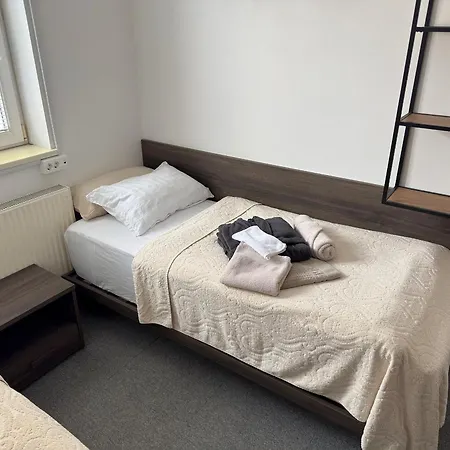 Hostel Railwayrooms22 *