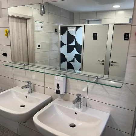 Railwayrooms22 *