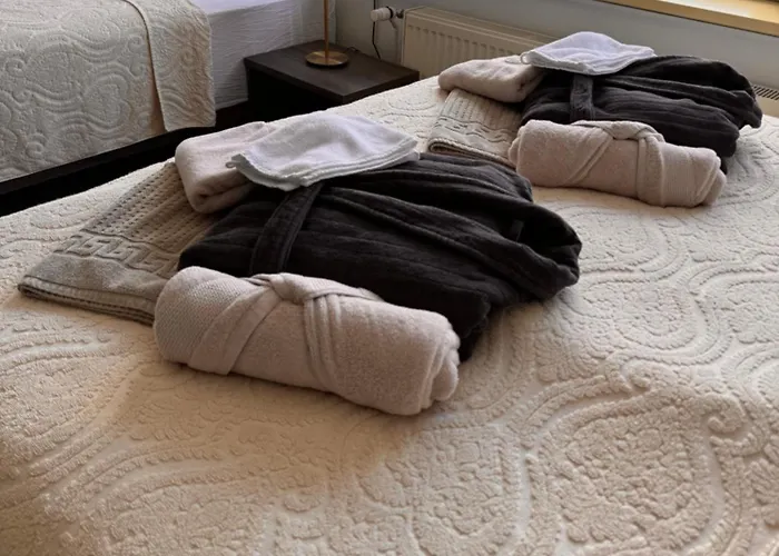 Railwayrooms22 Hostel *