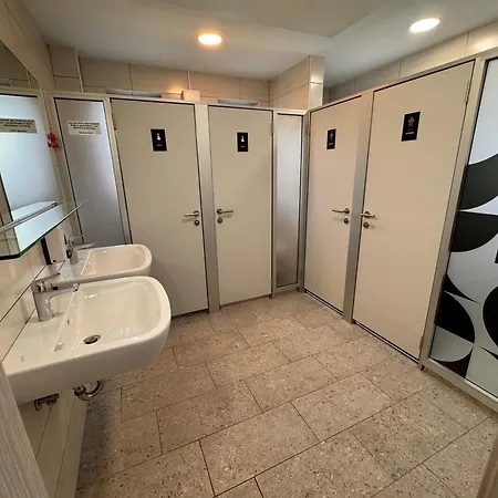 Hostel Railwayrooms22 Ljubljana